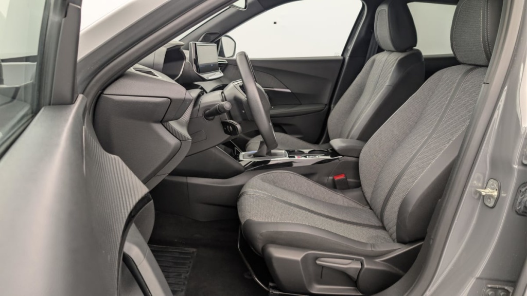 PEUGEOT 2008 100 S S BVM6 Allure - ref: 1-366673 - Photo 16