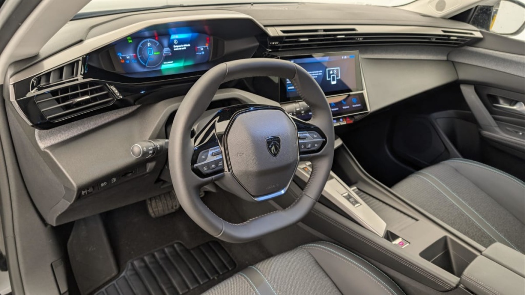 PEUGEOT 308 PHEV 180 e-EAT8 Allure - ref: 1-366830 - Photo 15