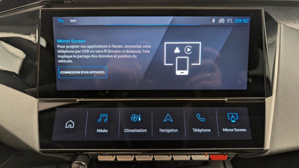 PEUGEOT 308 PHEV 180 e-EAT8 Allure - ref: 1-366830 - Photo 19