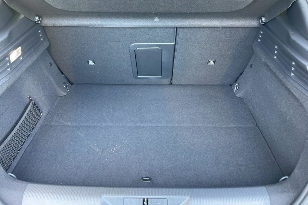 PEUGEOT 308 PHEV 180 e-EAT8 Allure - ref: 1-366831 - Photo 11