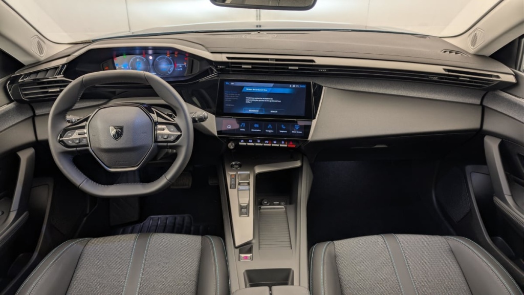 PEUGEOT 308 PHEV 180 e-EAT8 Allure - ref: 1-366832 - Photo 13