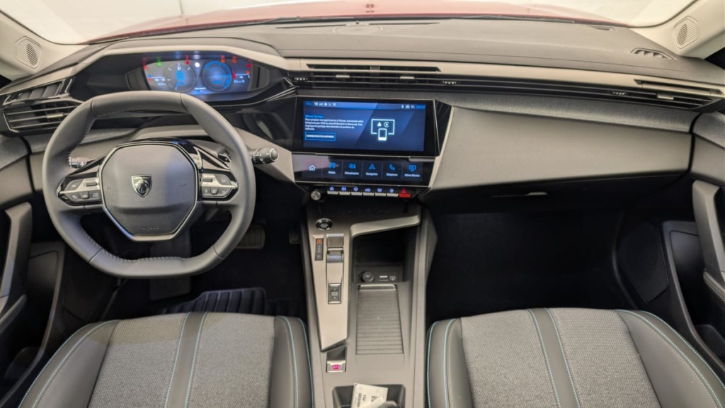 PEUGEOT 308 Hybrid 145 e-DCS6 Allure - ref: 1-366870 - Photo 13