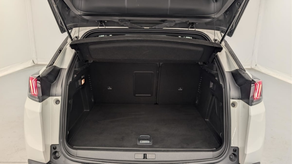 PEUGEOT 3008 Hybrid 225 e-EAT8 Allure Pack - ref: 1-366902 - Photo 11