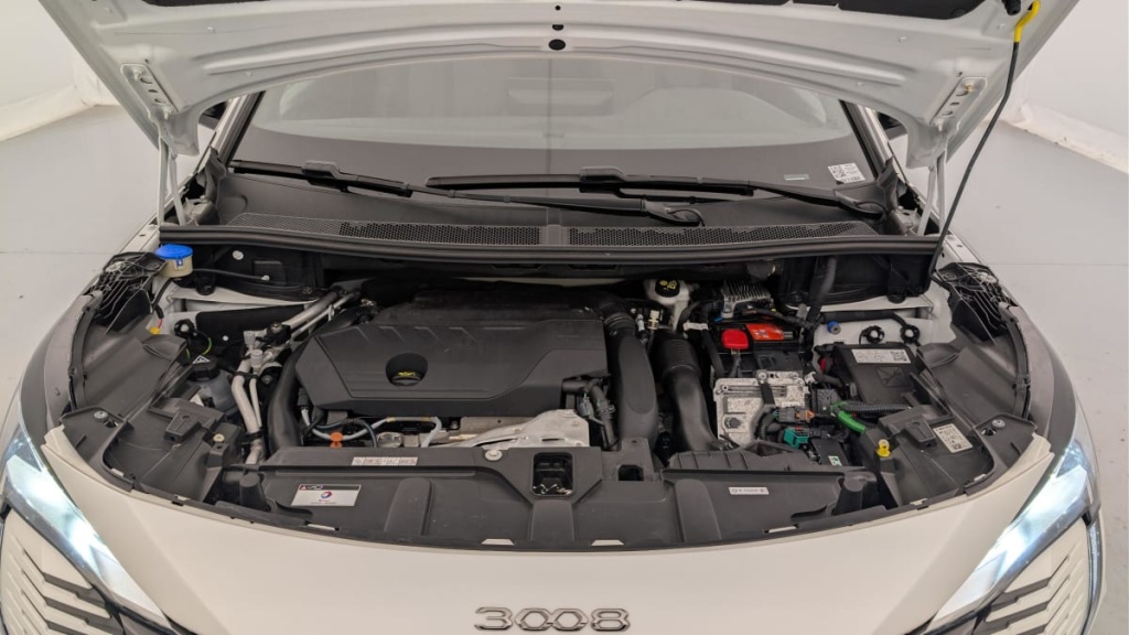 PEUGEOT 3008 Hybrid 225 e-EAT8 Allure Pack - ref: 1-366902 - Photo 20