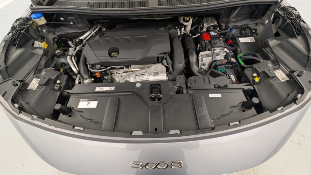 PEUGEOT 3008 Hybrid 225 e-EAT8 Allure Pack - ref: 1-366997 - Photo 16