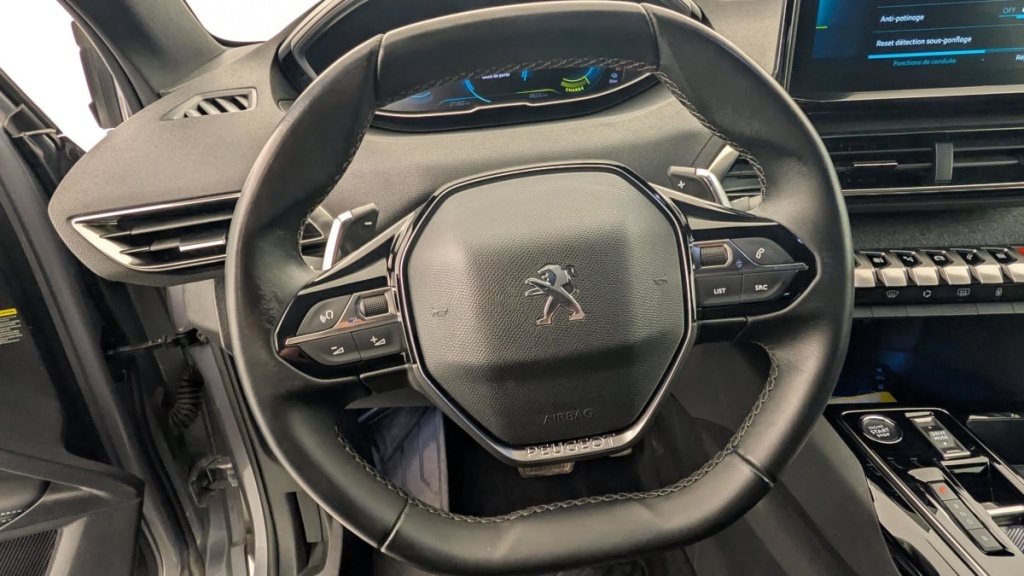 PEUGEOT 3008 Hybrid 225 e-EAT8 Allure Pack - ref: 1-366997 - Photo 19