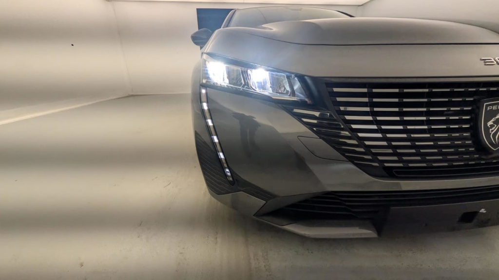 PEUGEOT 308 PureTech 130ch S S BVM6 Allure - ref: 1-367059 - Photo 19