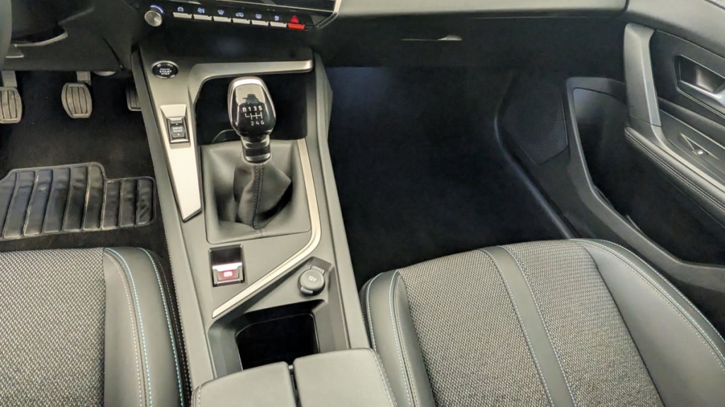 PEUGEOT 308 PureTech 130ch S S BVM6 Allure - ref: 1-367059 - Photo 9