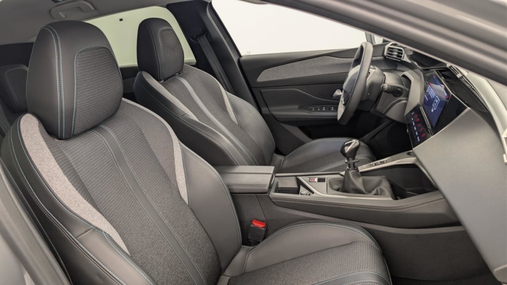 PEUGEOT 308 PureTech 130ch S S BVM6 Allure - ref: 1-367060 - Photo 9