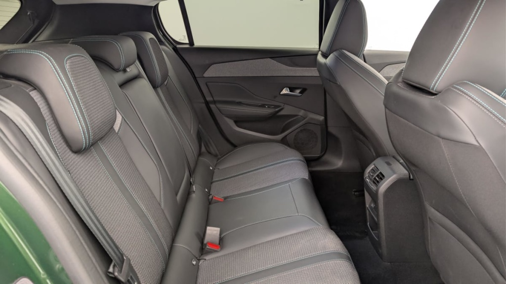 PEUGEOT 308 PureTech 130ch S S BVM6 Allure - ref: 1-367064 - Photo 10