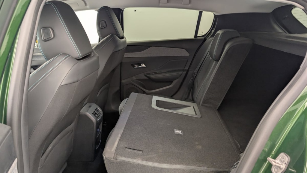 PEUGEOT 308 PureTech 130ch S S BVM6 Allure - ref: 1-367065 - Photo 12