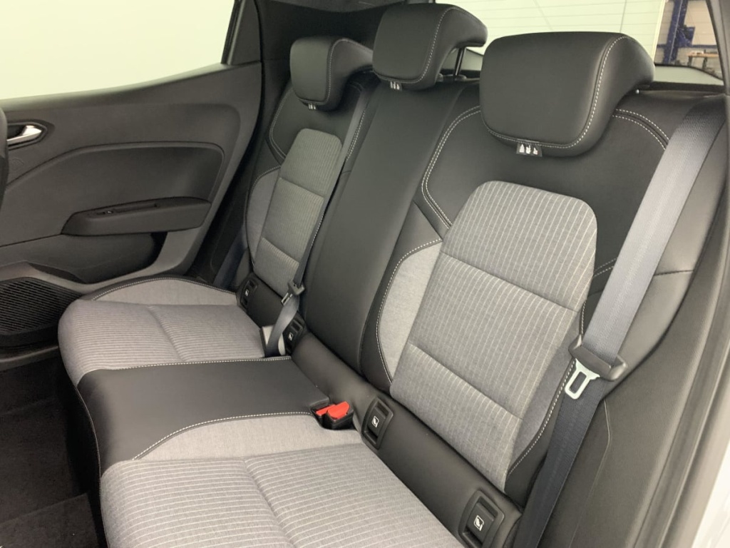 RENAULT Clio TCE 90 CH GSR2 TECHNO - ref: 1-367113 - Photo 20