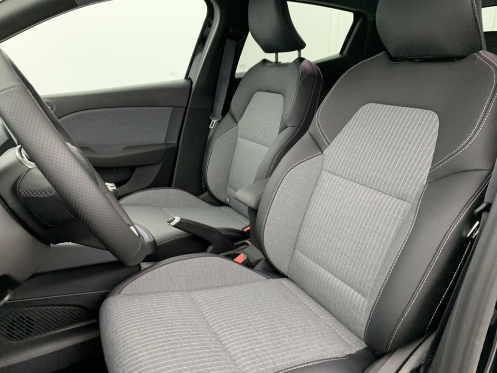 RENAULT Clio TCE 90 CH GSR2 TECHNO - ref: 1-367118 - Photo 20