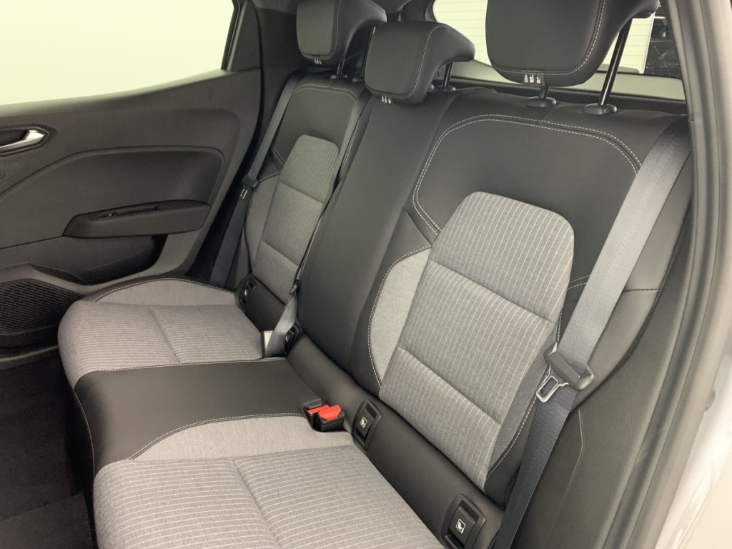 RENAULT Clio TCE 90 CH GSR2 TECHNO - ref: 1-367126 - Photo 20