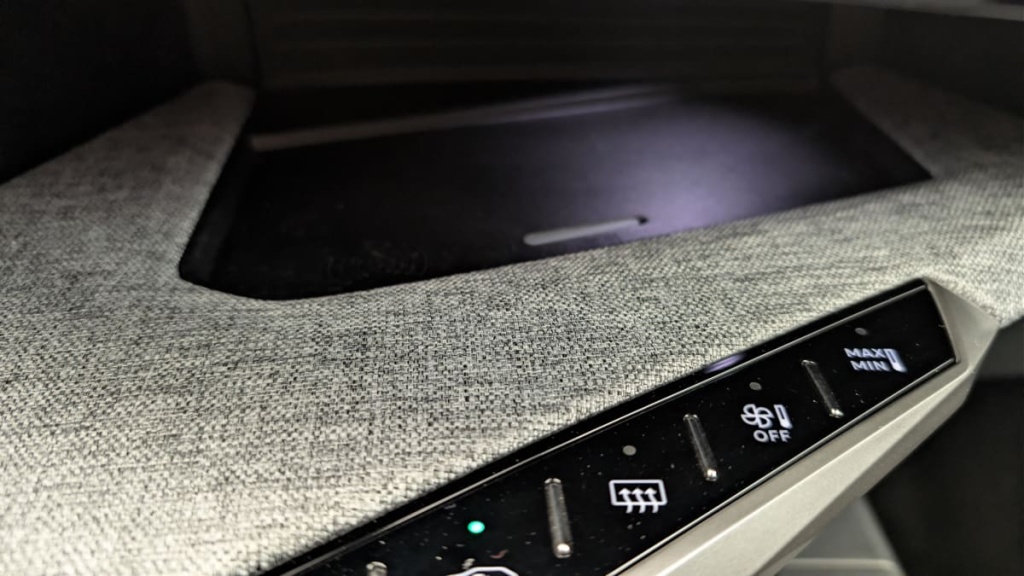 PEUGEOT 3008 HYBRID 136 E-DCS6 ALLURE - ref: 1-367145 - Photo 20