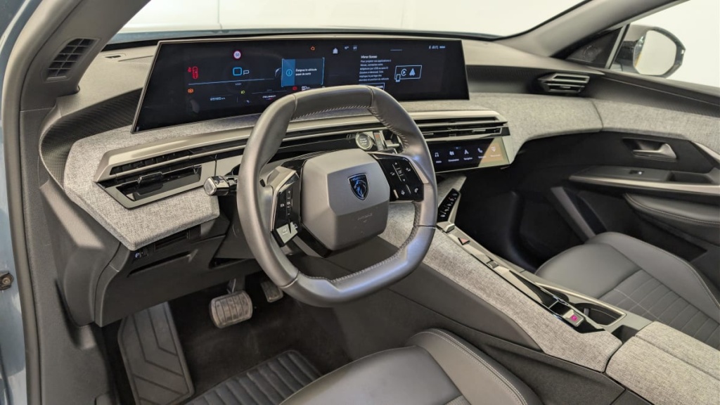 PEUGEOT 3008 Hybrid 136 e-DCS6 Allure - ref: 1-367150 - Photo 15