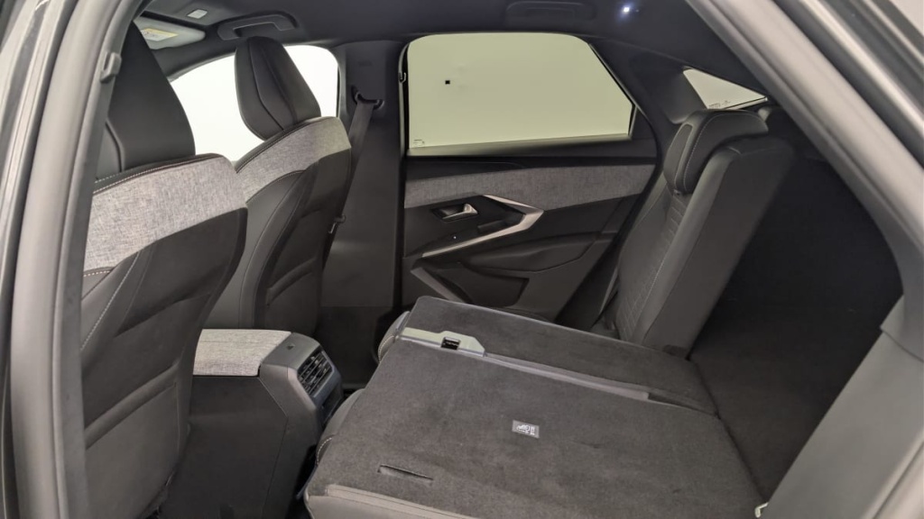 PEUGEOT 3008 HYBRID 136 E-DCS6 ALLURE - ref: 1-367155 - Photo 12