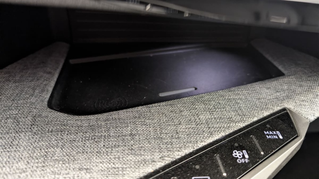 PEUGEOT 3008 HYBRID 136 E-DCS6 ALLURE - ref: 1-367155 - Photo 20