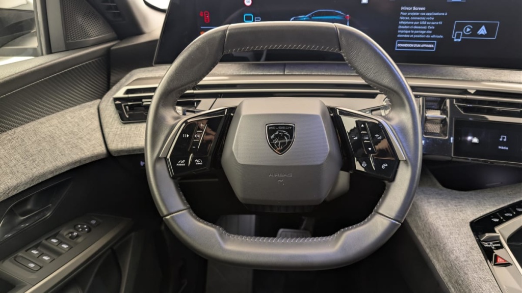 PEUGEOT 3008 HYBRID 136 E-DCS6 ALLURE - ref: 1-367158 - Photo 14