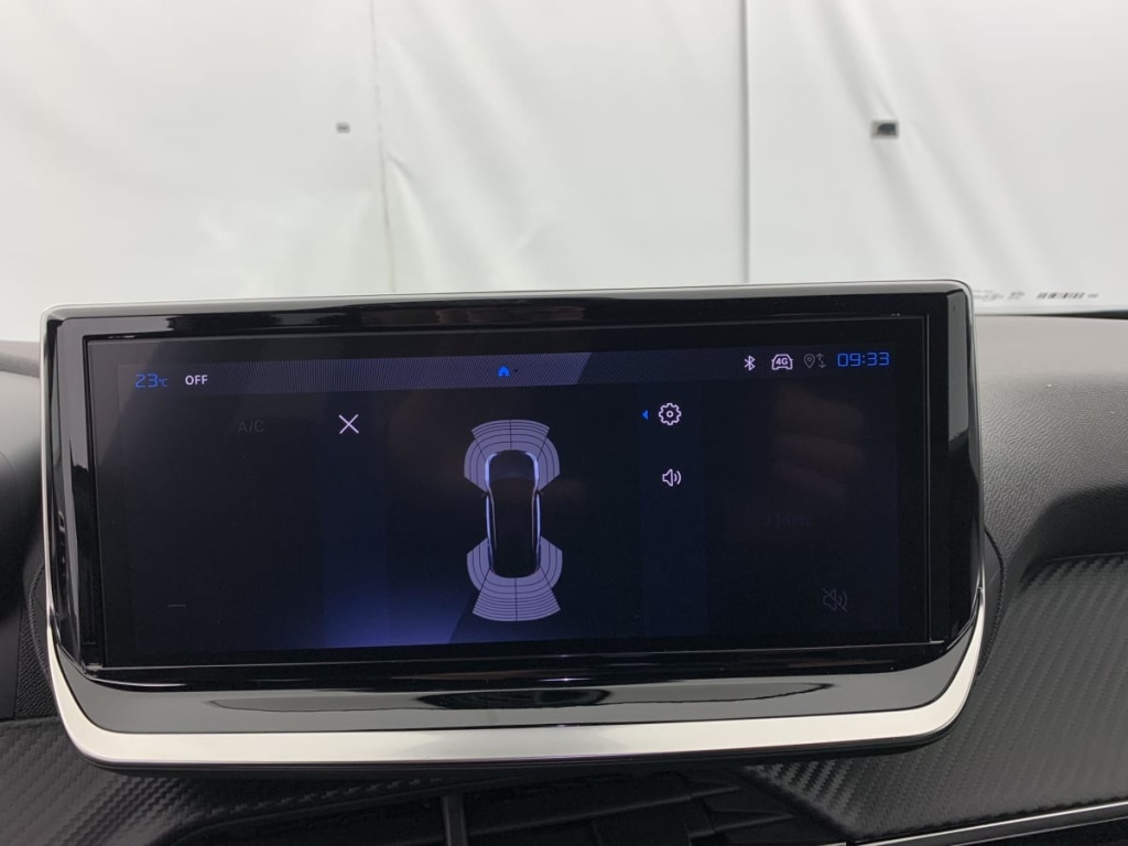 PEUGEOT 2008 Hybrid 145 e-DCS6 Allure - ref: 1-367212 - Photo 17