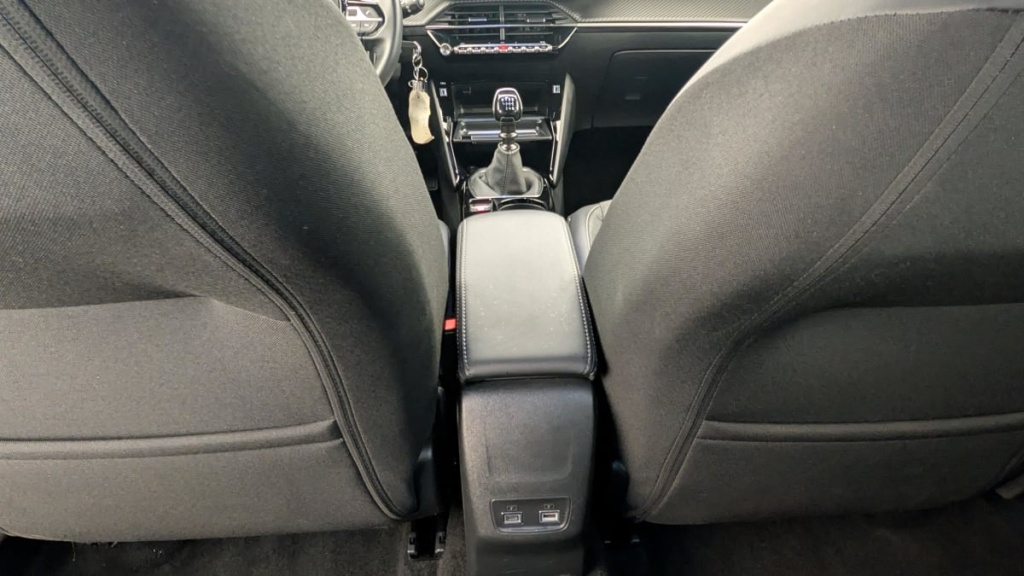 PEUGEOT 2008 100 S S BVM6 Allure - ref: 1-367281 - Photo 17