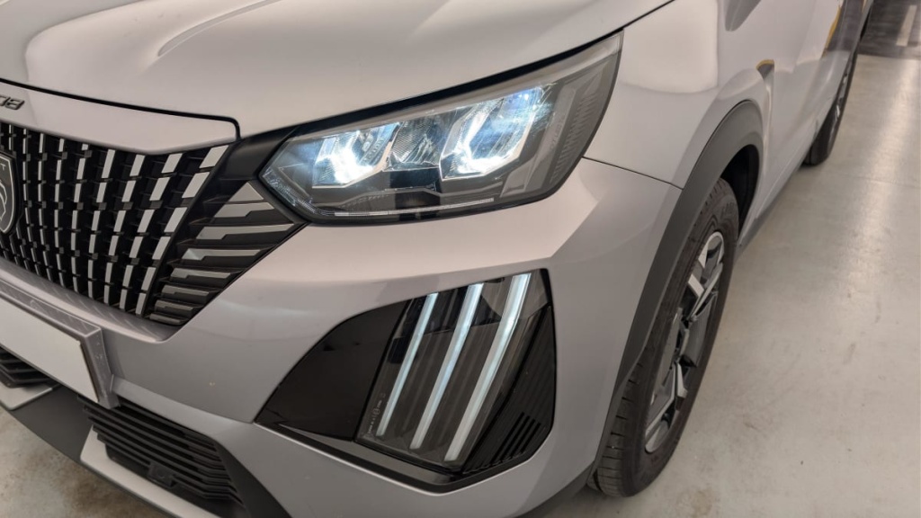 PEUGEOT 2008 100 S S BVM6 Allure - ref: 1-367285 - Photo 20