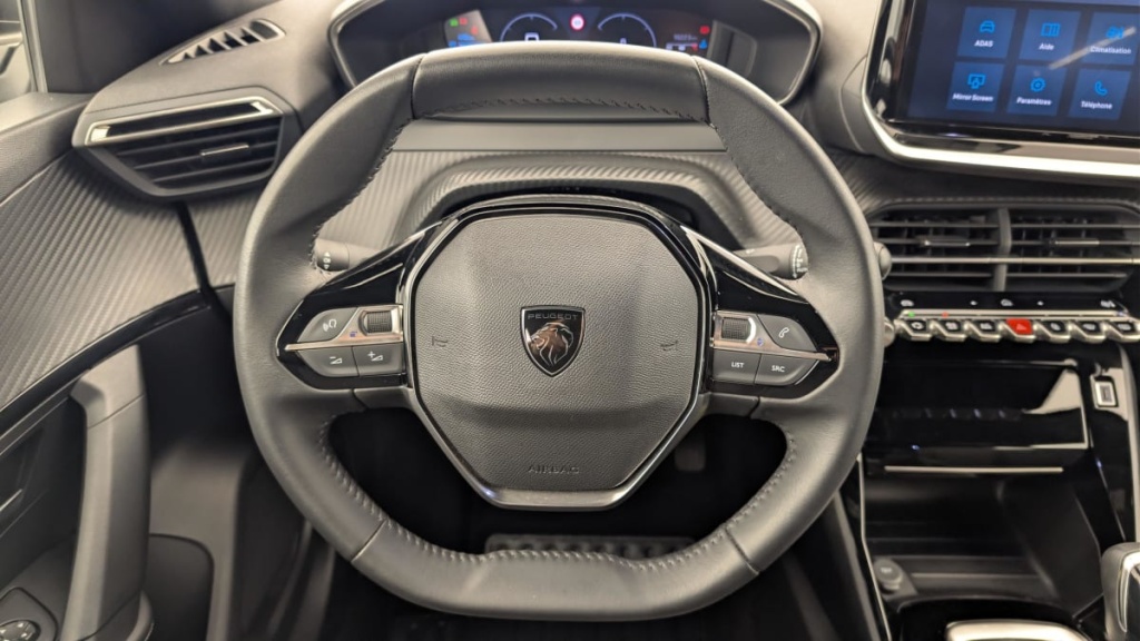 PEUGEOT 2008 100 S S BVM6 Allure - ref: 1-367290 - Photo 14