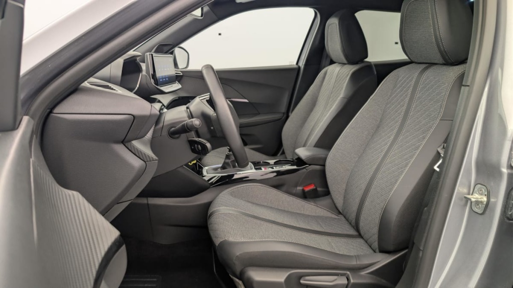 PEUGEOT 2008 100 S S BVM6 Allure - ref: 1-367290 - Photo 16