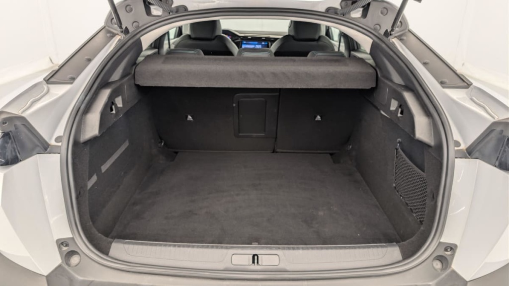 PEUGEOT 408 Hybrid 136 e-DCS6 Allure - ref: 1-367302 - Photo 11