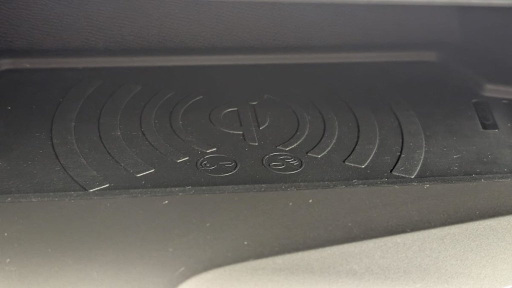 PEUGEOT 408 Hybrid 136 e-DCS6 Allure - ref: 1-367304 - Photo 20