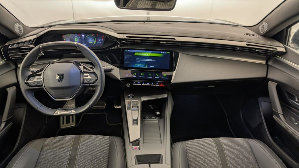 PEUGEOT 408 Hybrid 145 e-DCS6 GT - ref: 1-367369 - Photo 13