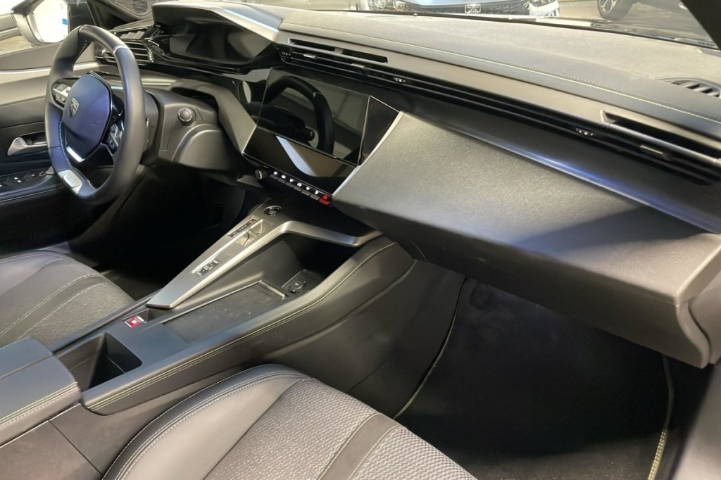 PEUGEOT 408 Hybrid 145 e-DCS6 GT - ref: 1-367374 - Photo 12