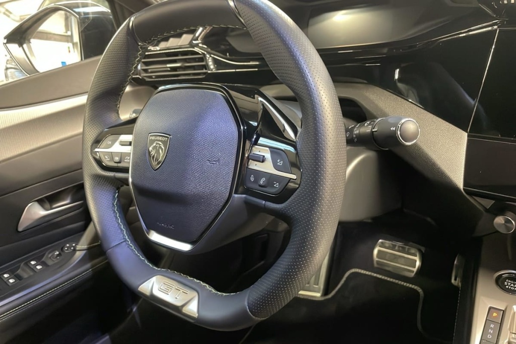 PEUGEOT 408 Hybrid 145 e-DCS6 GT - ref: 1-367374 - Photo 15