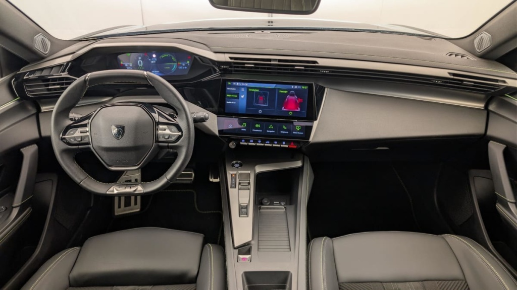 PEUGEOT 408 Hybrid 145 e-DCS6 GT - ref: 1-367378 - Photo 13