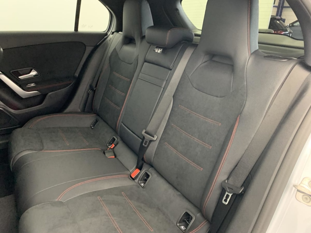 MERCEDES Classe A 200 d 8G-DCT AMG Line - ref: 1-367395 - Photo 19