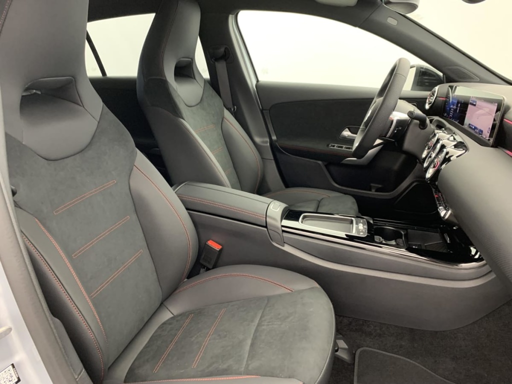 MERCEDES Classe A 200 d 8G-DCT AMG Line - ref: 1-367397 - Photo 9