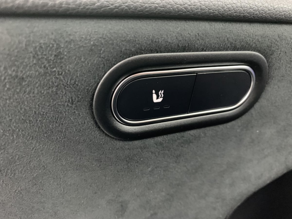 MERCEDES Classe A 200 d 8G-DCT AMG Line - ref: 1-367401 - Photo 19