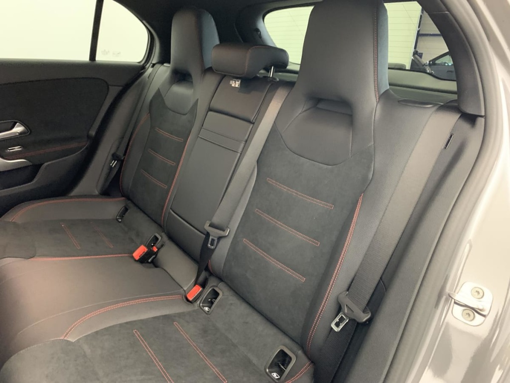 MERCEDES Classe A 200 d 8G-DCT AMG Line - ref: 1-367403 - Photo 19