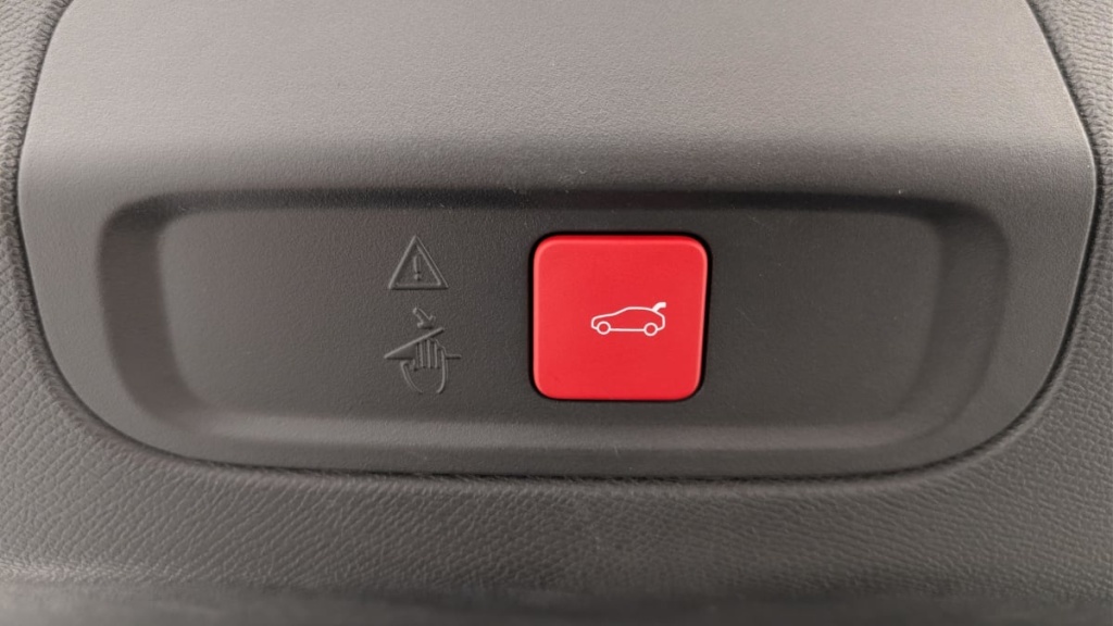 PEUGEOT 408 PHEV 225 e-EAT8 GT - ref: 1-367418 - Photo 20