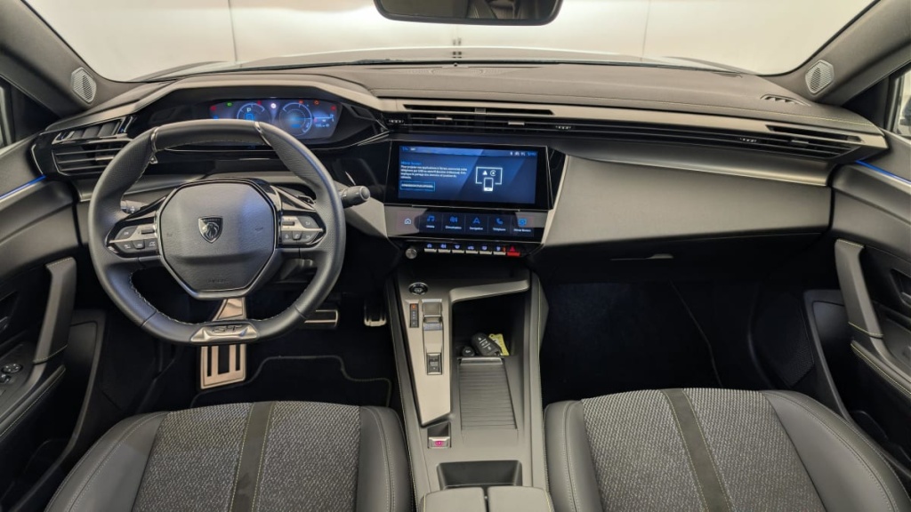 PEUGEOT 408 PHEV 225 e-EAT8 GT - ref: 1-367419 - Photo 13