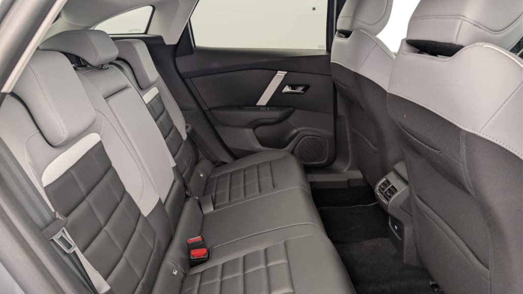 CITROEN C4 Hybride 136 e-DCS6 Max - ref: 1-367682 - Photo 10