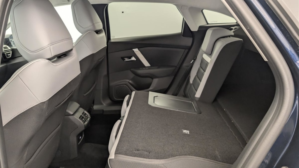 CITROEN C4 Hybride 136 e-DCS6 Max - ref: 1-367689 - Photo 12