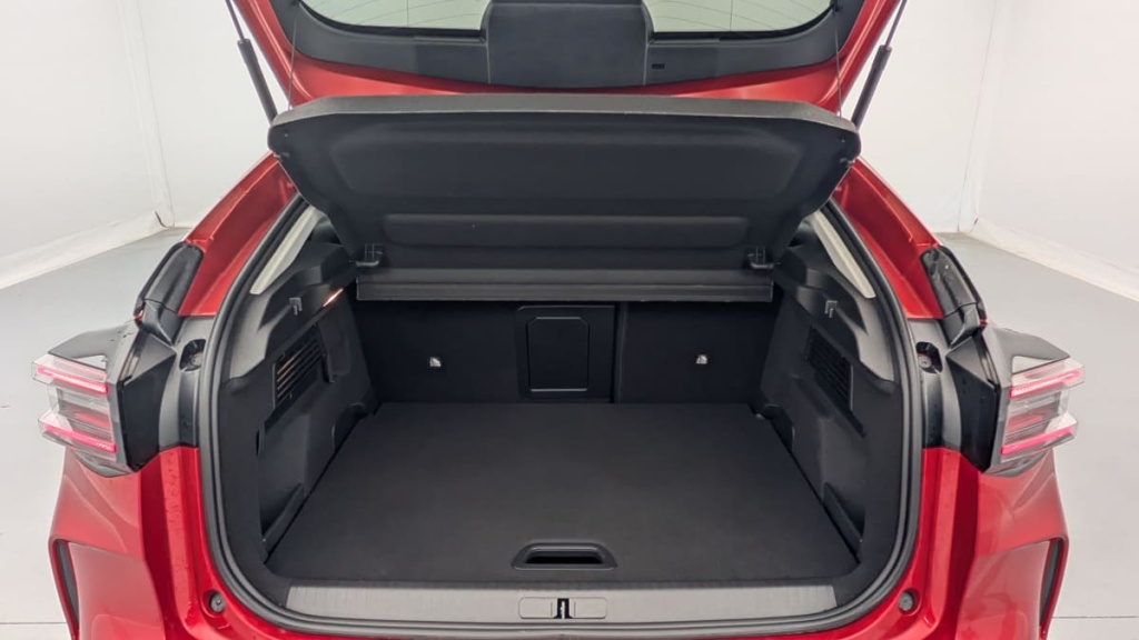 CITROEN C4 Hybride 136 e-DCS6 Max - ref: 1-367694 - Photo 11