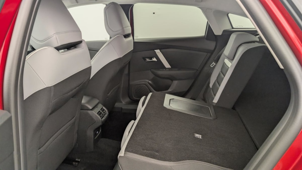 CITROEN C4 Hybride 136 e-DCS6 Max - ref: 1-367697 - Photo 12