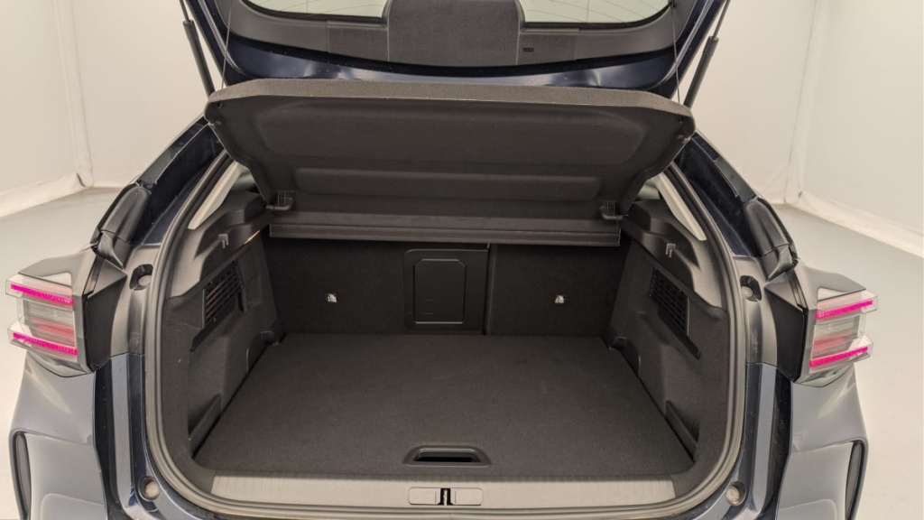 CITROEN C4 Hybride 136 e-DCS6 Max - ref: 1-367874 - Photo 11