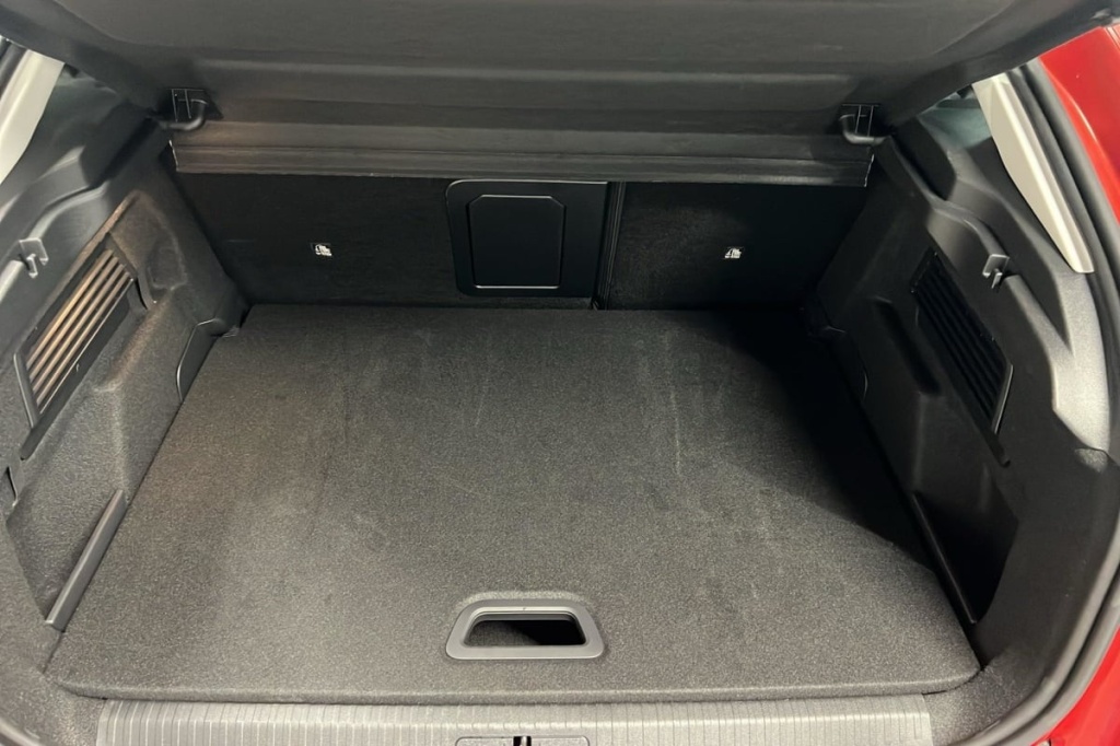 CITROEN C4 Hybride 136 e-DCS6 Max - ref: 1-367877 - Photo 11