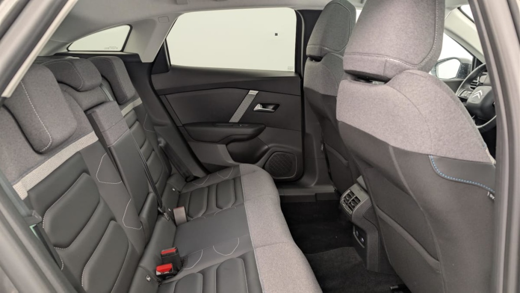 CITROEN C4 PureTech 130 EAT8 Max - ref: 1-367934 - Photo 10