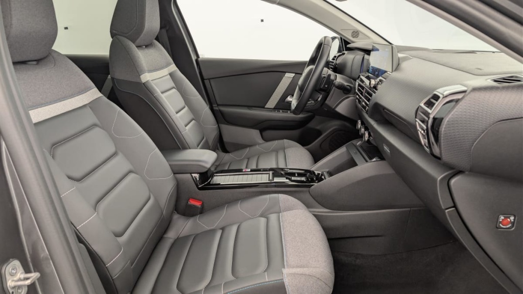 CITROEN C4 PureTech 130 EAT8 Max - ref: 1-367934 - Photo 9
