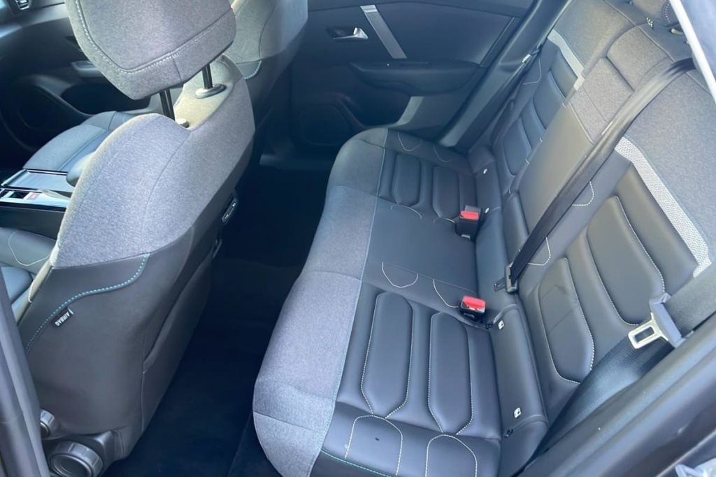 CITROEN C4 PureTech 130 EAT8 Max - ref: 1-367935 - Photo 10