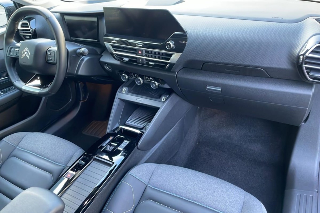 CITROEN C4 PureTech 130 EAT8 Max - ref: 1-367935 - Photo 12